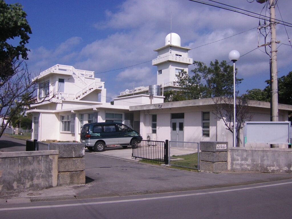 石垣島; 市街; 測候所; 地方気象台;