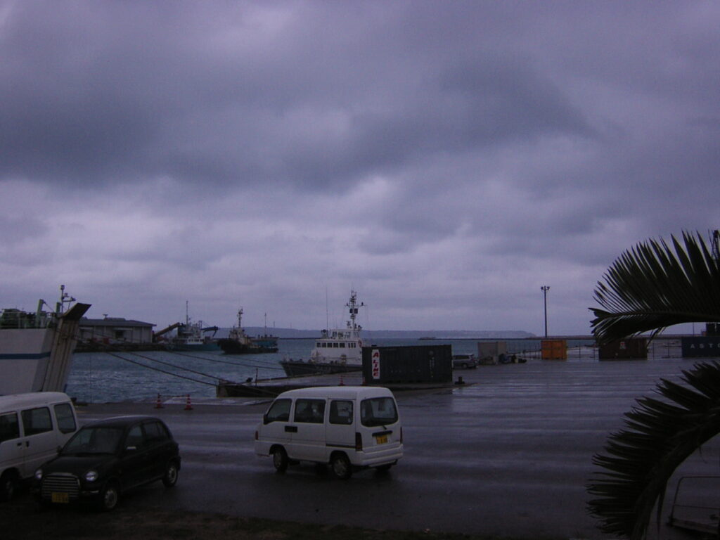 宮古島の平良港