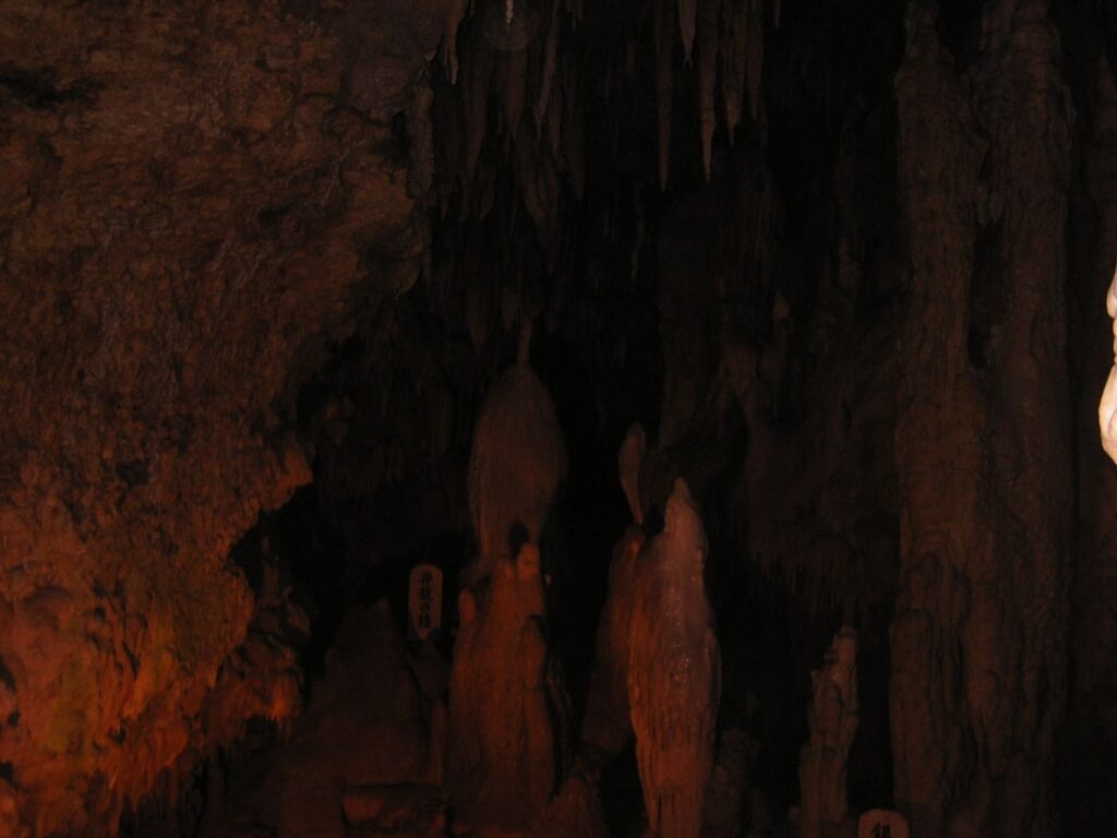 玉泉洞の「昇龍の鐘」