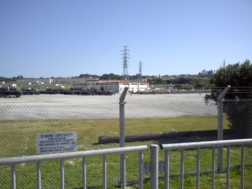 北谷町の米軍桑江キャンプ