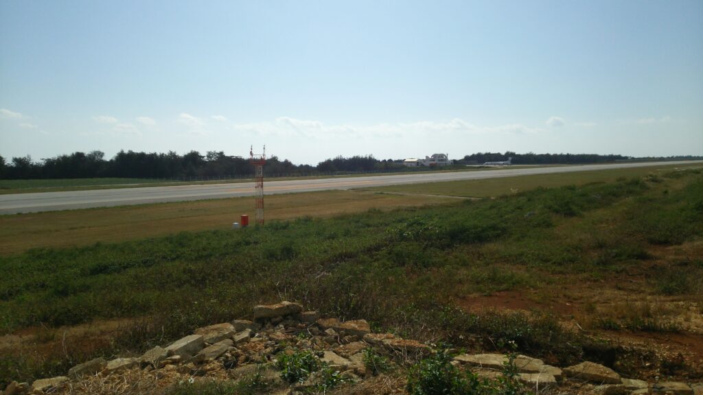 南大東空港滑走路