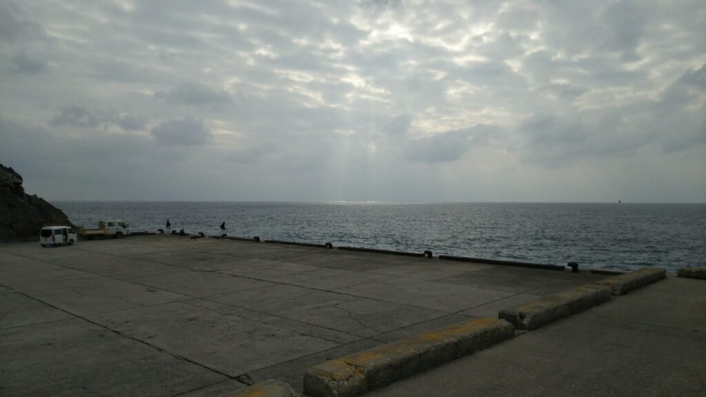 南大東島の西港