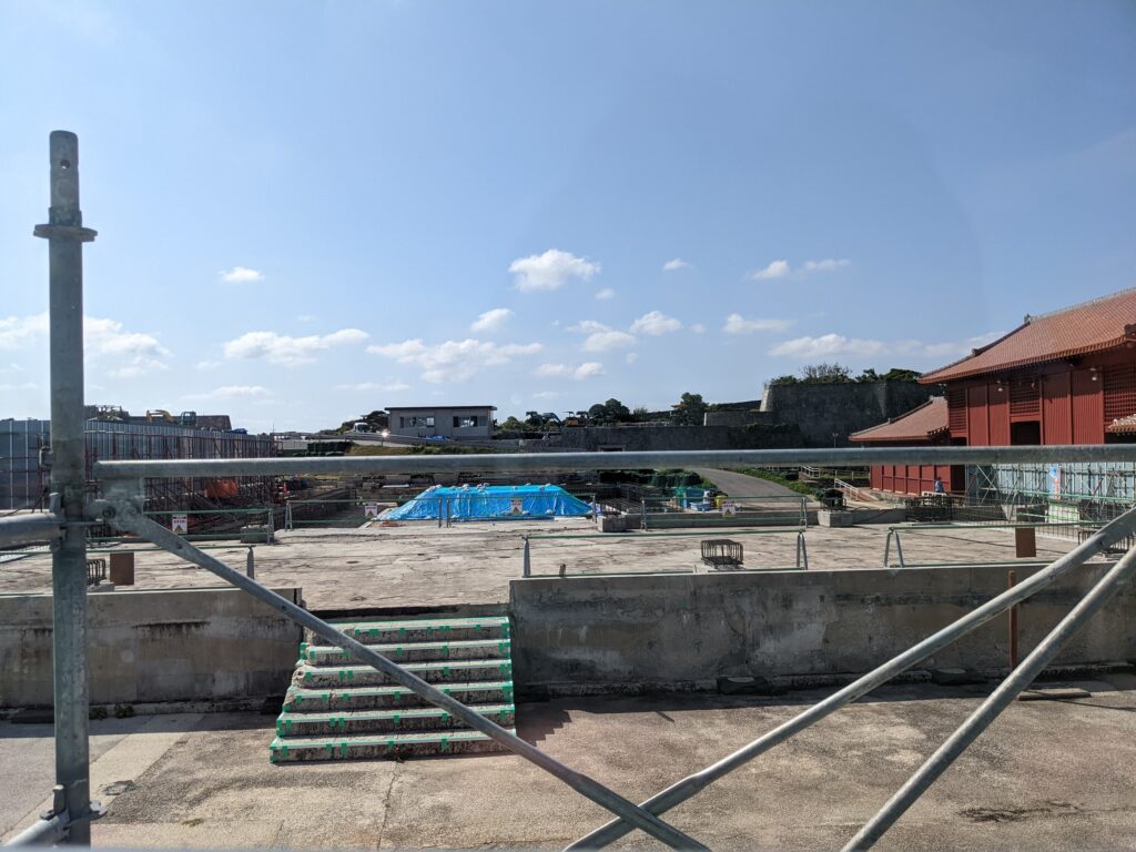 再建中の首里城正殿(2022年3月)