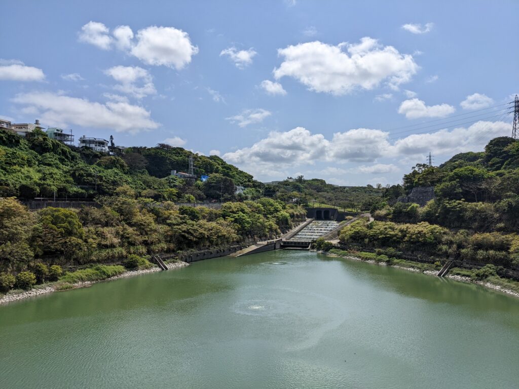 金城ダム ダム湖